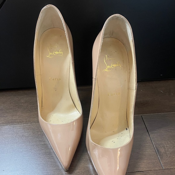 Nude Louboutin So Kate Pumps (120mm) - Picture 4 of 6
